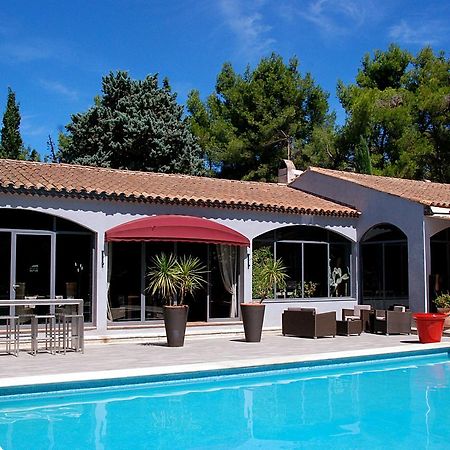 Hotel Les Mazets Des Roches Tarascon Exterior photo